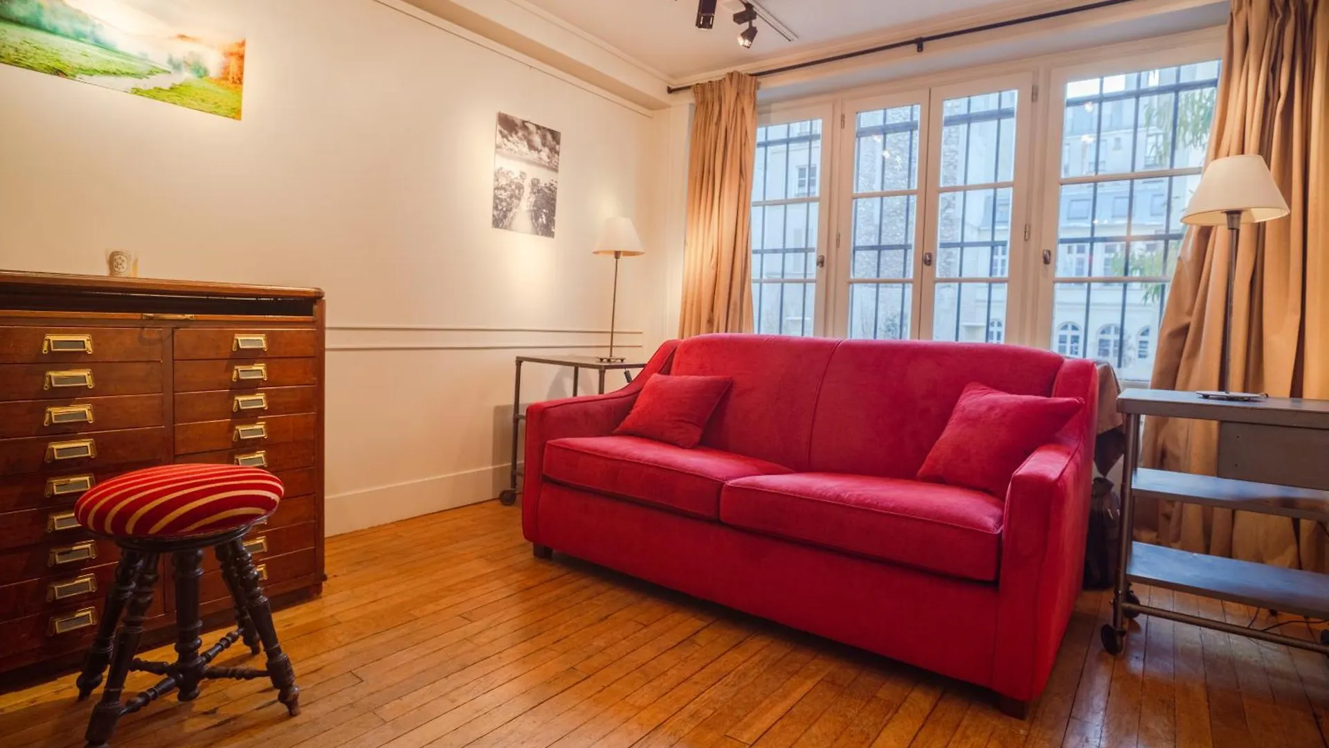 2 Pers A Apartment Paris